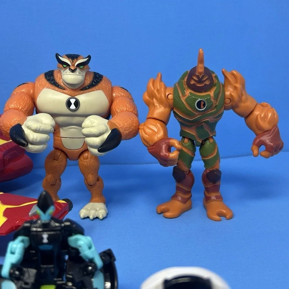 Ben 10 Omnitrix Small Multi Omni Launch Heatblast Rath Figures Lot